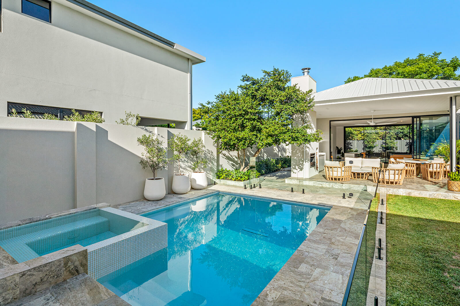Applecross Residence Atrium Homes Pool