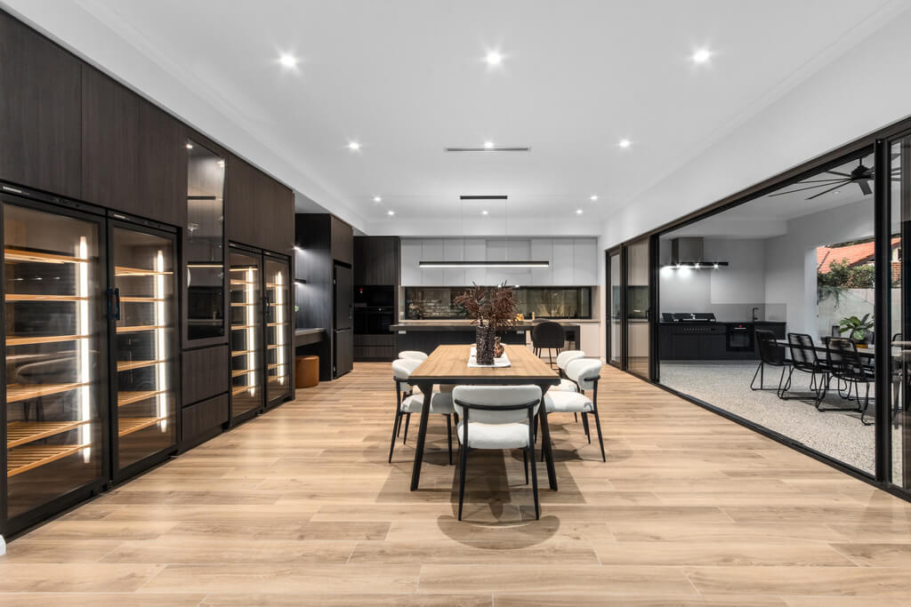 Kinross dining outdoor wine storage